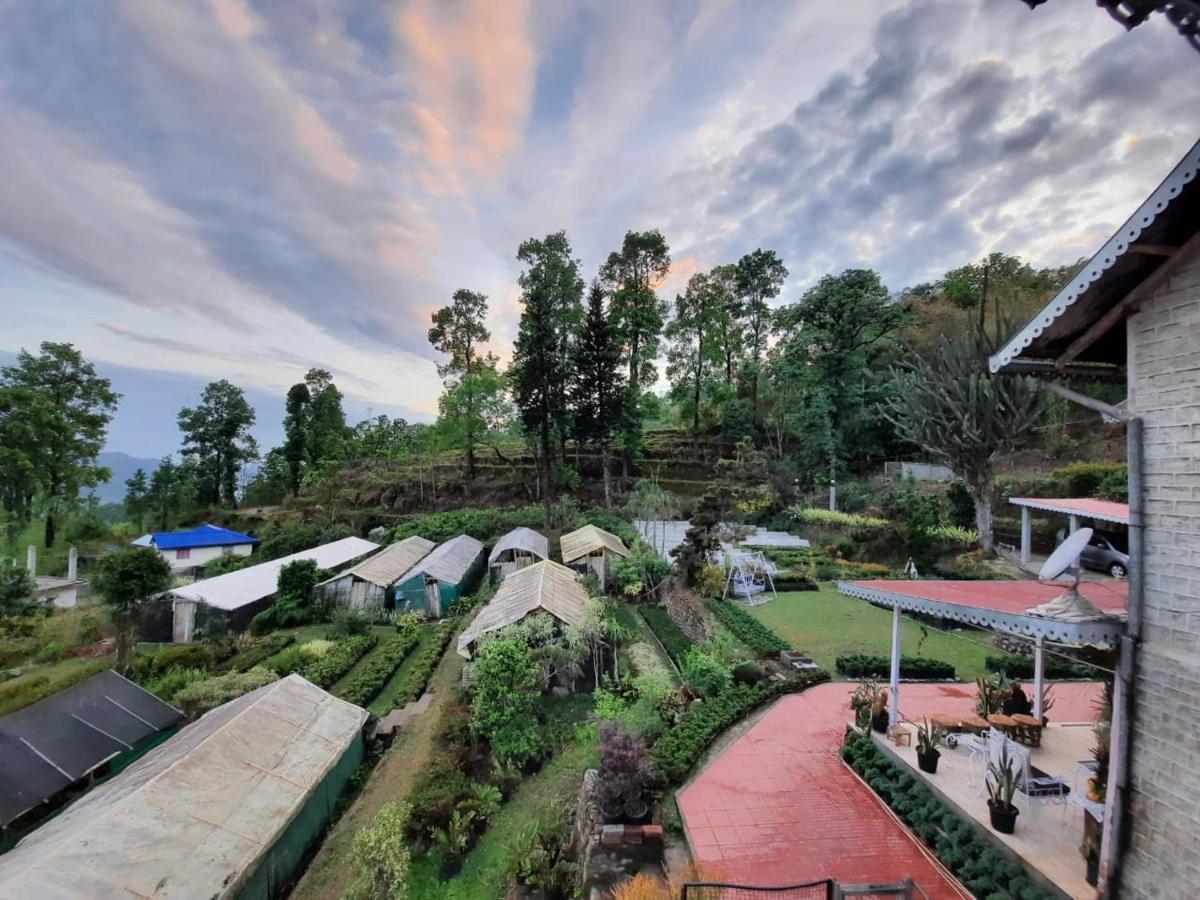 Aaravi Garden Homestay カリンポン エクステリア 写真
