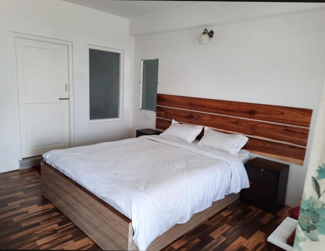 Aaravi Garden Homestay カリンポン エクステリア 写真
